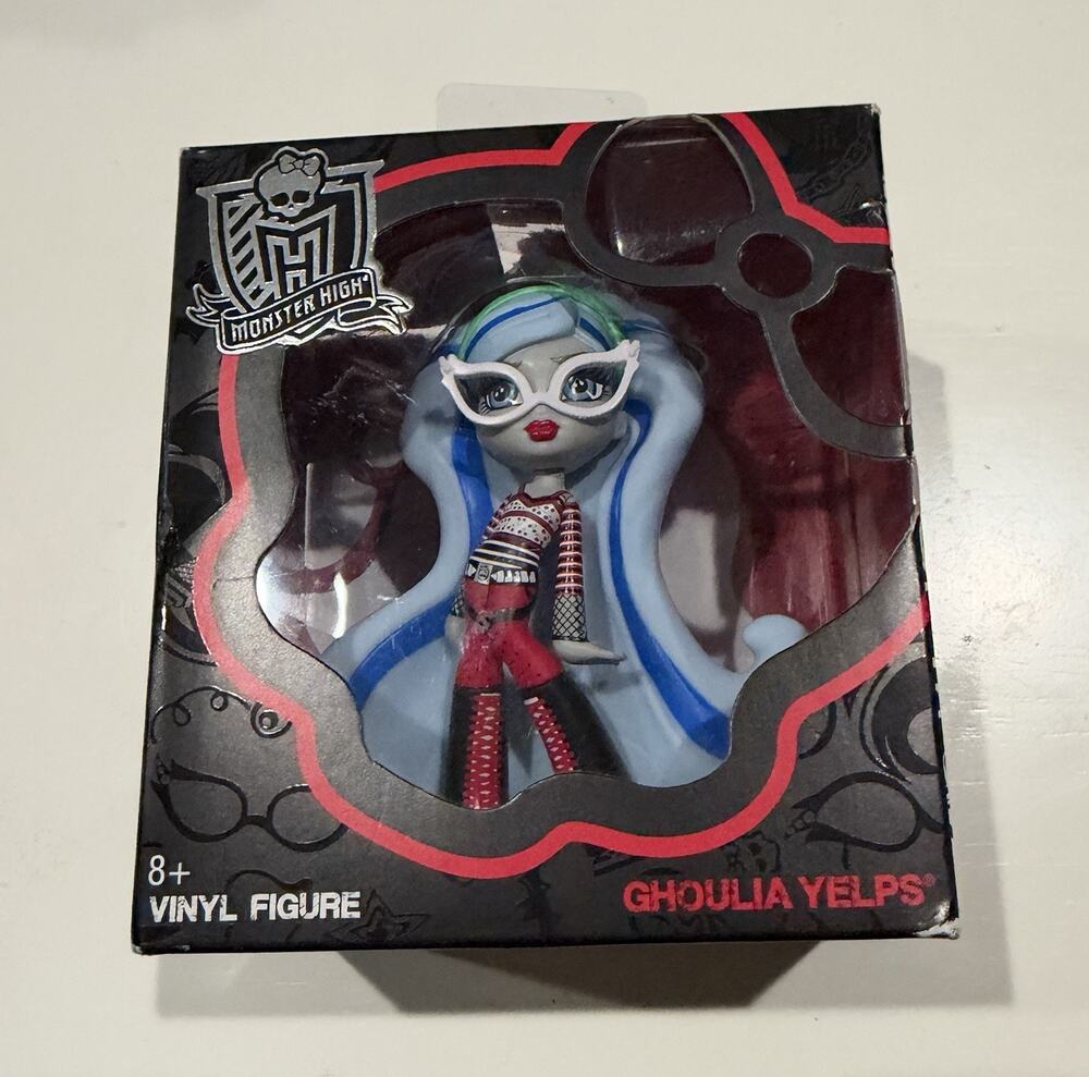 MONSTER HIGH Vinyl Figure Doll GHOULIA YELPS VINYL FIGURE